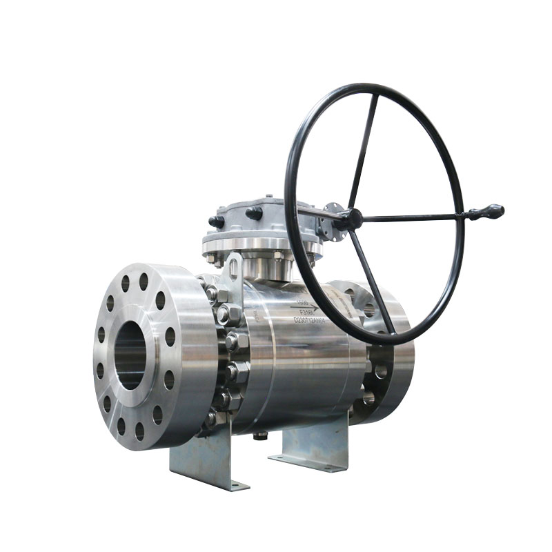 Durable industrial ball valve for metallurgy and mining slurry pipelines
